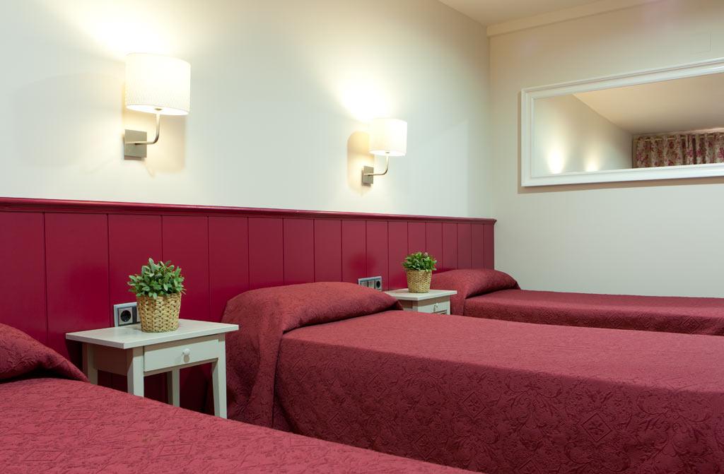 Hostal Matheu Μαδρίτη Εξωτερικό φωτογραφία
